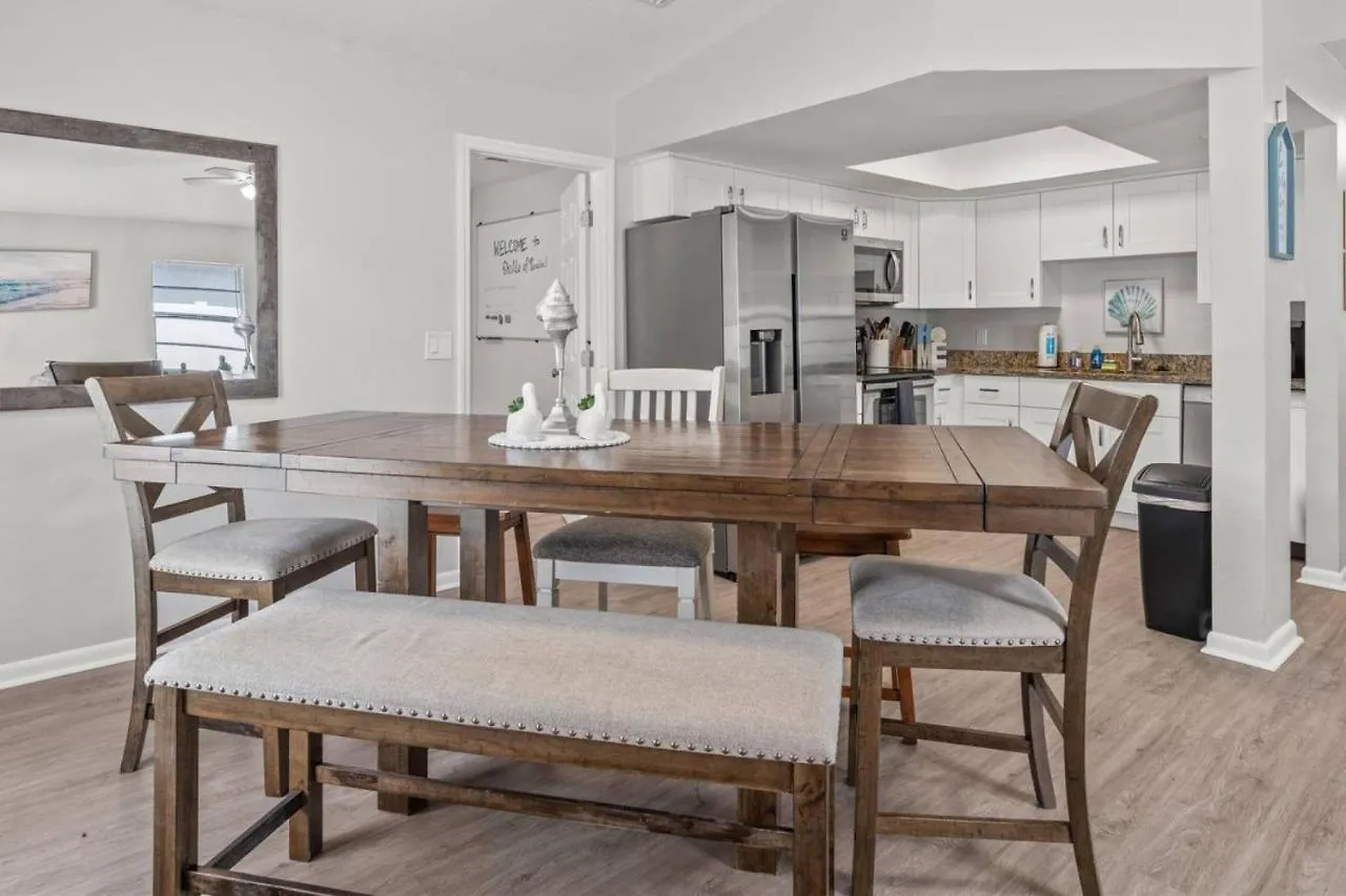 Shells Of Paradise A Cozy, Pet-Friendly Tampa Home With Heated & Screened Pool 4 Miles To Adventure Island And Busch Garden
